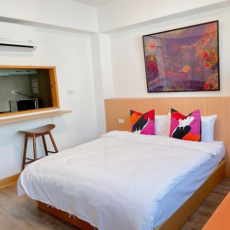 Hotel Huru House Тайчжун Екстер'єр фото