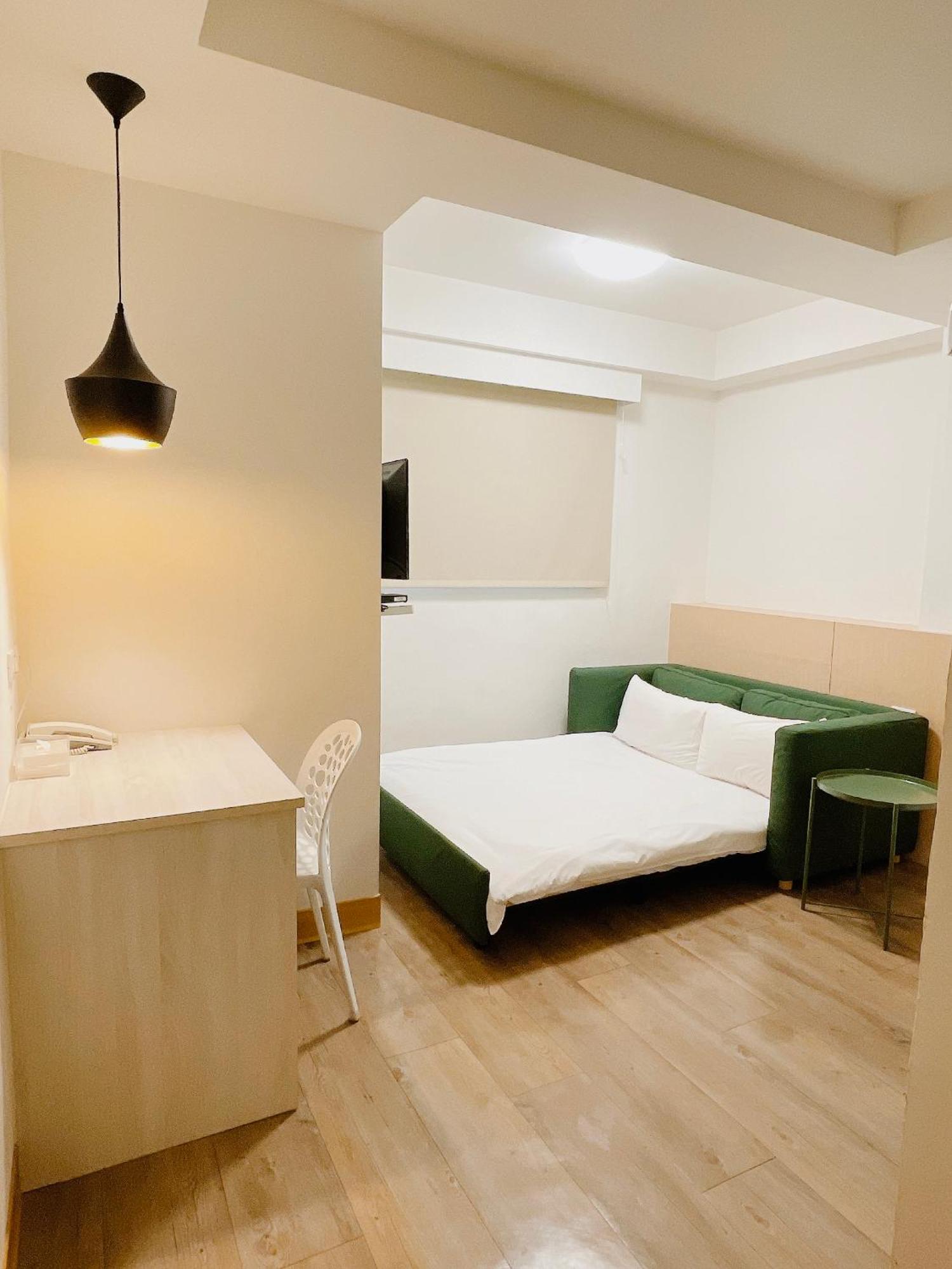 Hotel Huru House Тайчжун Екстер'єр фото