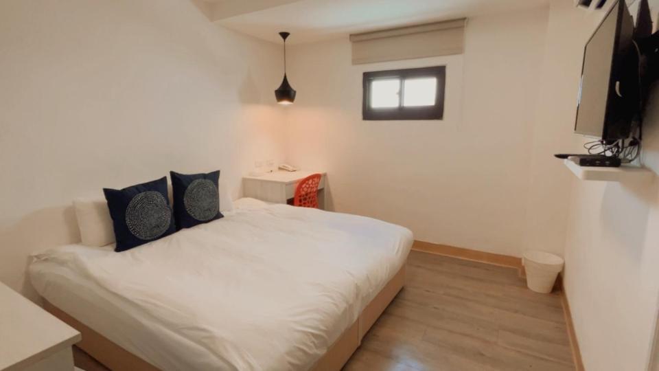 Hotel Huru House Тайчжун Екстер'єр фото